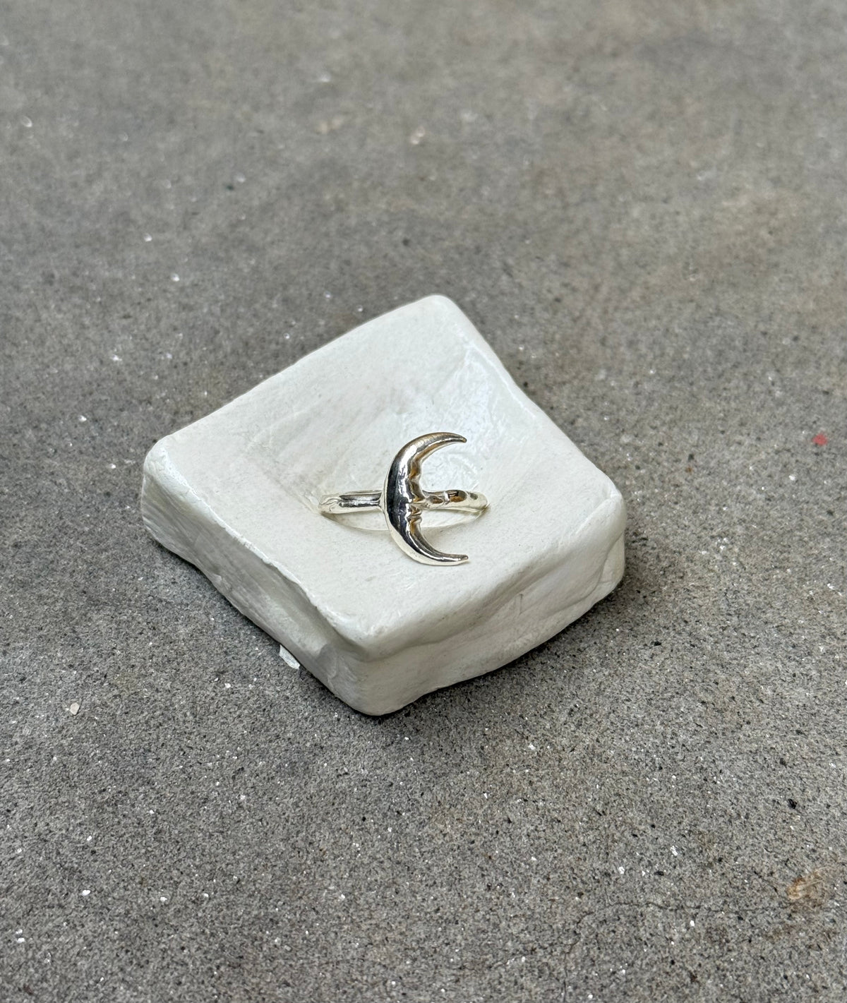 Lunar Claw
